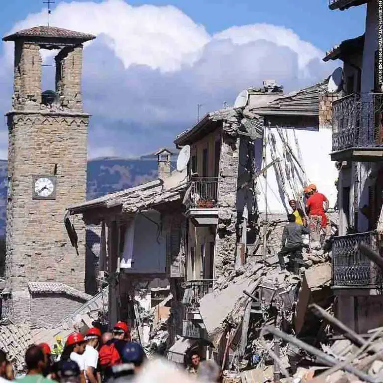 amatrice earthquake devastation clocktower