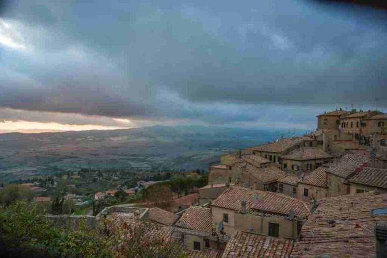 Vampires in Volterra: ‘Twilight’ Tourism in Tuscany