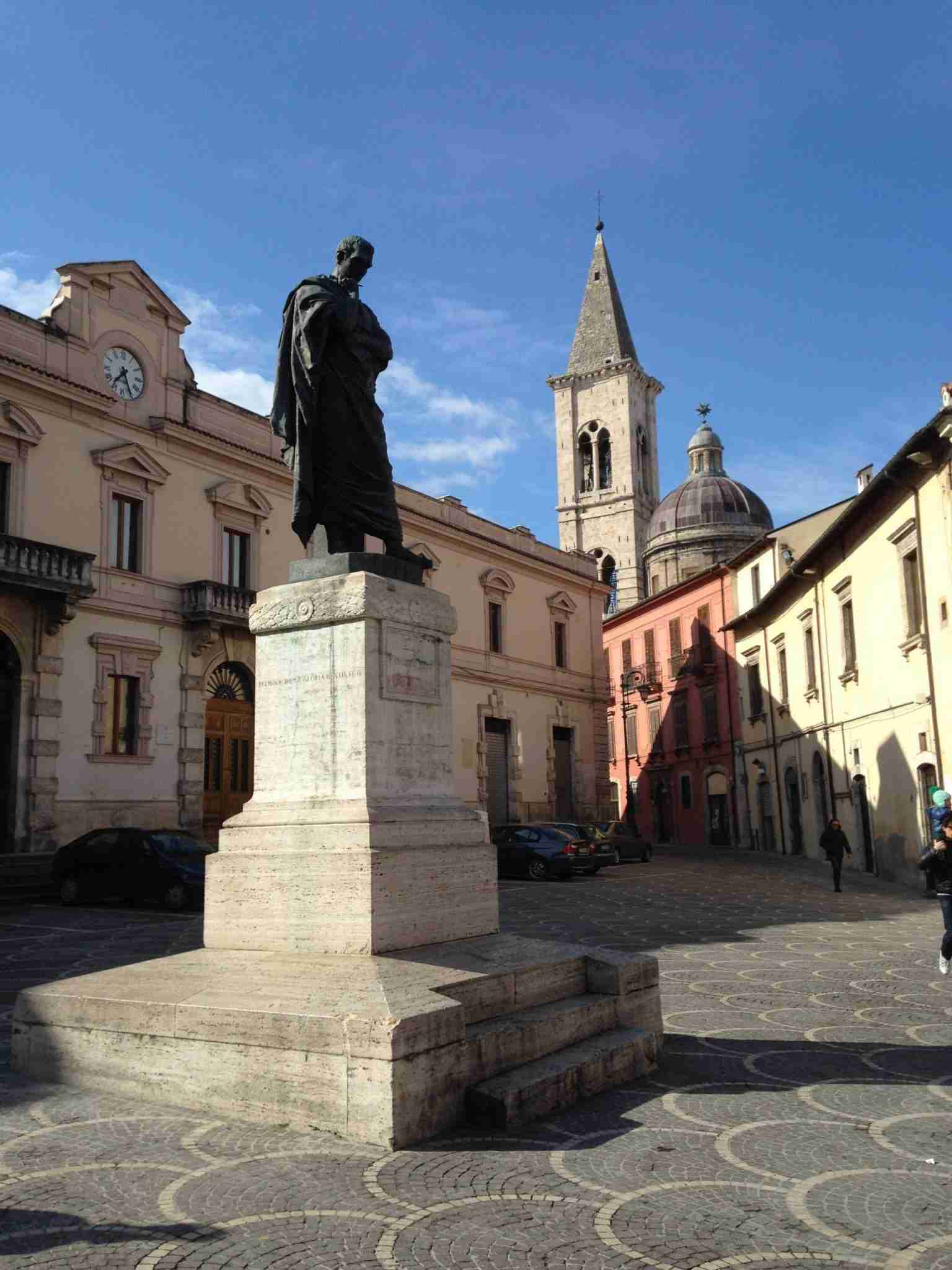 Statue of Ovid in Sulmona