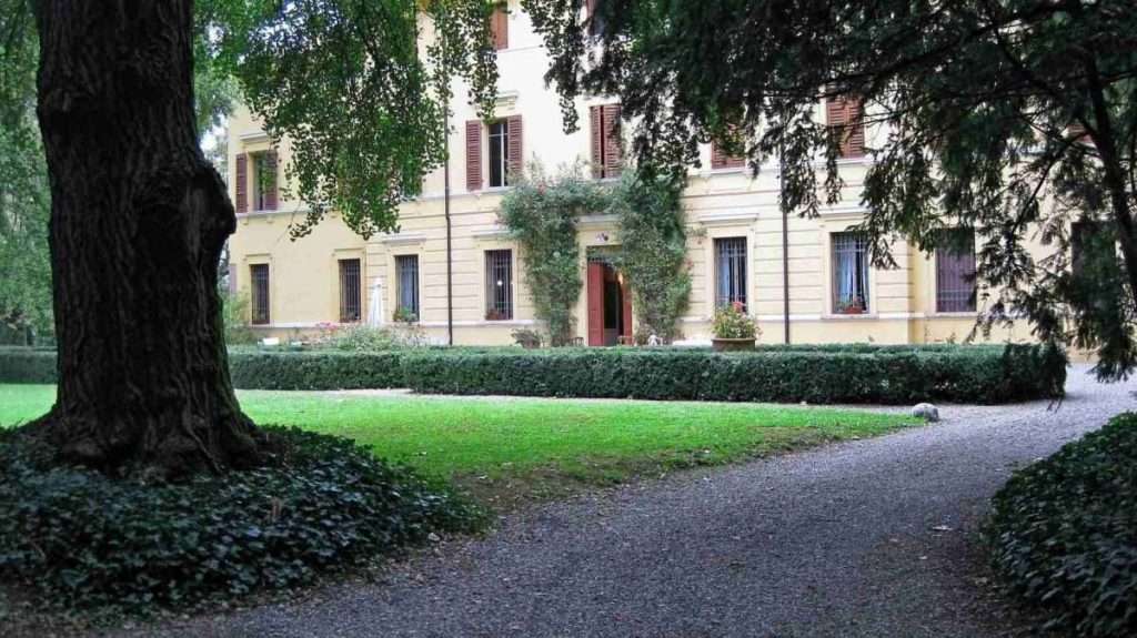 5 Reasons to Rent a Villa in Italy