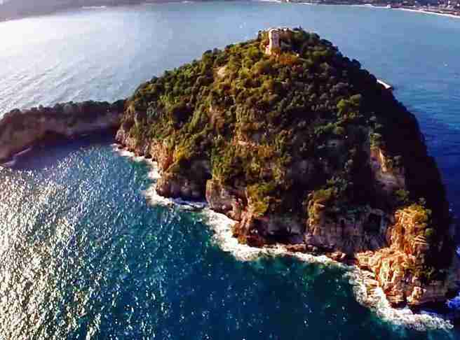Ligurian Island of Gallinara Sold to Foreign Investor