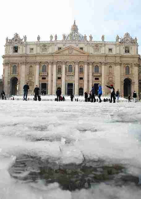 Braving the Elements: A Rare Snowfall in Rome